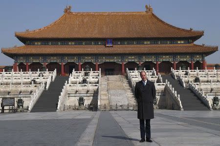 Britain's Prince William faces the media during a visit to the Forbidden City in Beijing, March 2, 2015. REUTERS/Rolex Dela Pena/Pool