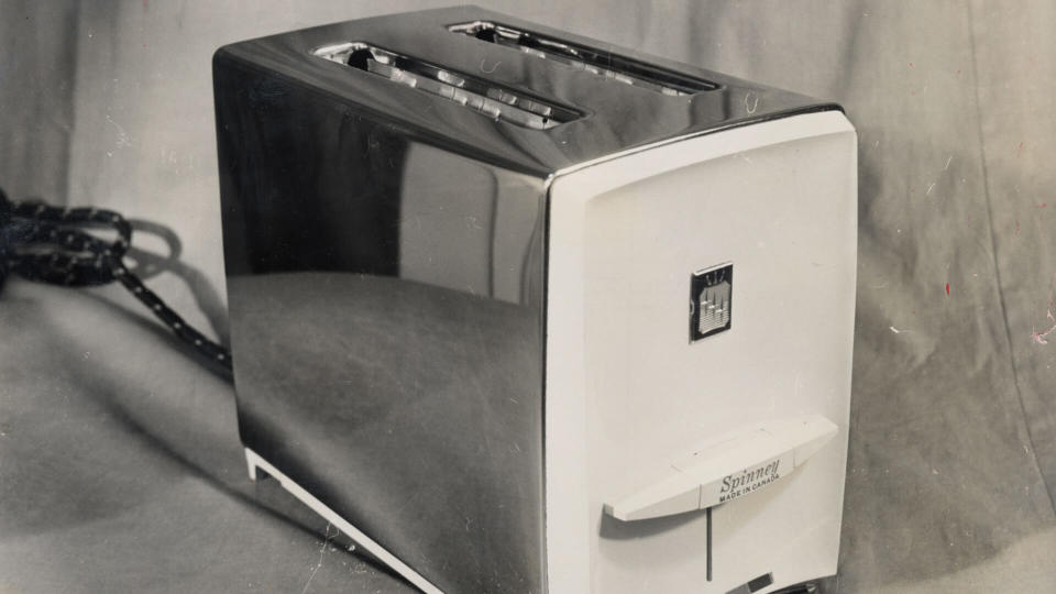 toaster from 1965