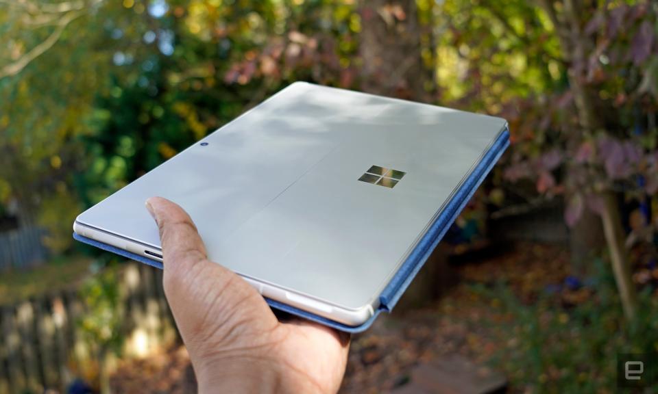 <p>Surface Pro 9 with 5G</p>
