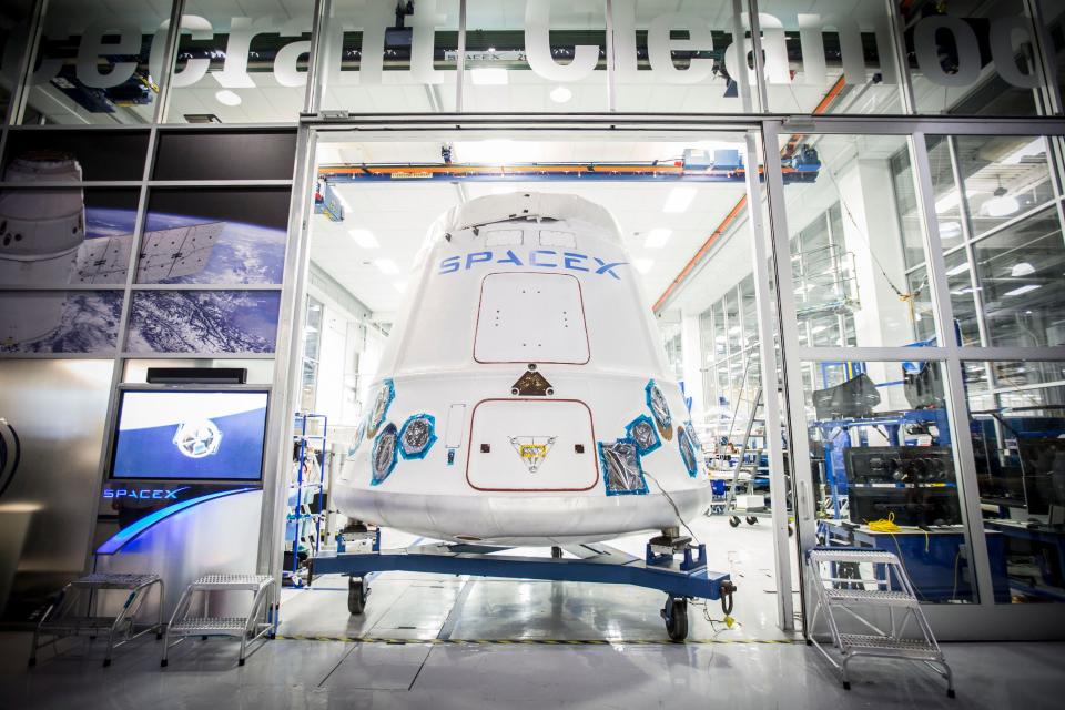 spaceX dragon spacecraft