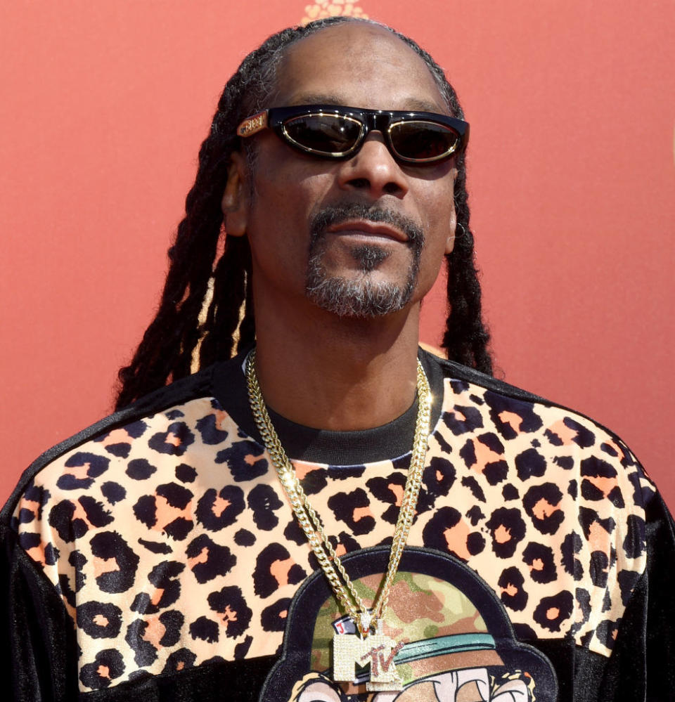 close up of Snoop Dogg