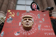 <p>Demonstrators gather during the March for Our Lives protest for stricter gun legislation and school safety outside city hall in Cincinnati, Ohio. (Photo: AP/John Minchillo) </p>