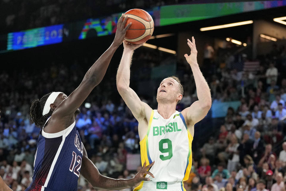 US rolls into semifinals of Paris Olympic basketball tournament, eases