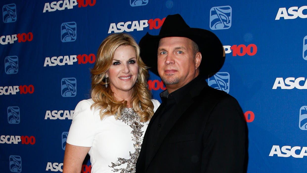 Garth-Brooks-Trisha-Yearwood