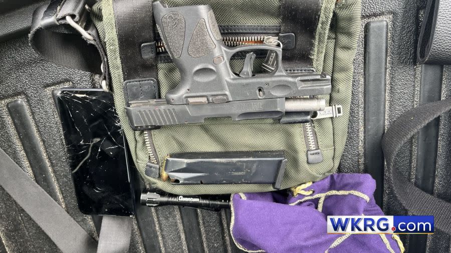 Gun, seen in a car, in Escambia County, Florida