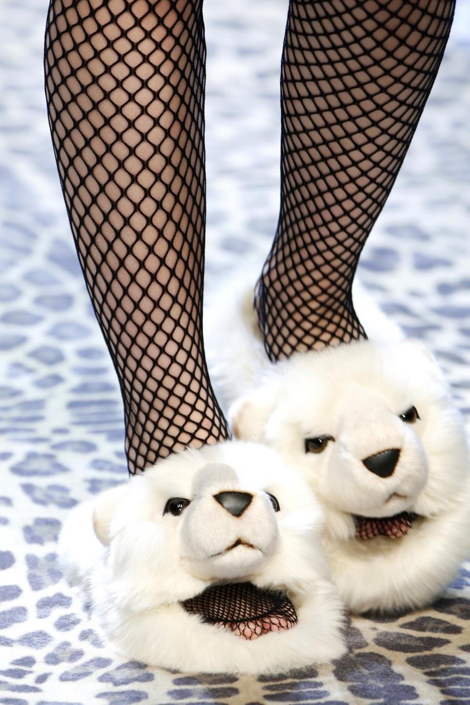 Furry Animal Slippers, Dolce & Gabbana Fall/Winter 2017