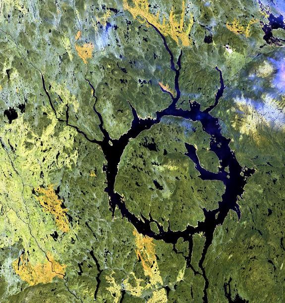 Manicouagan crater