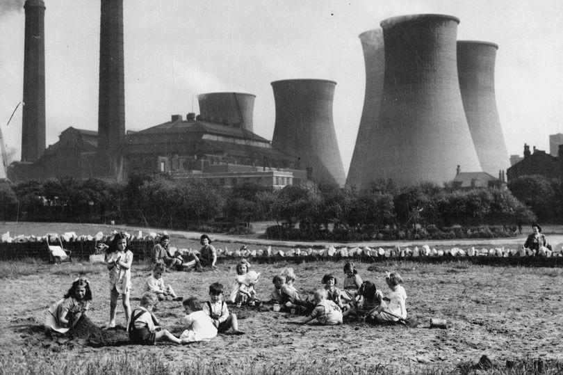 A view of Bradford's industry from Philips Park in 1946