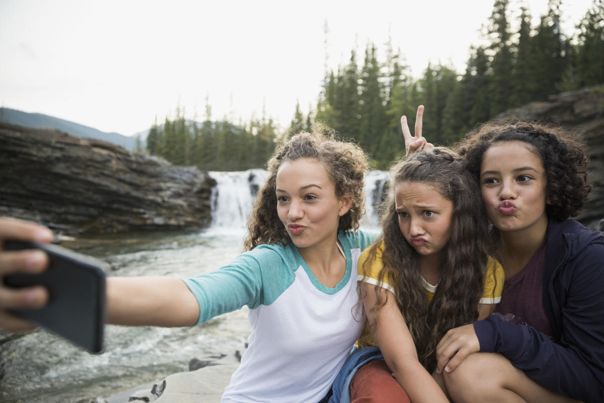 Selfies To Blame For Head Lice 