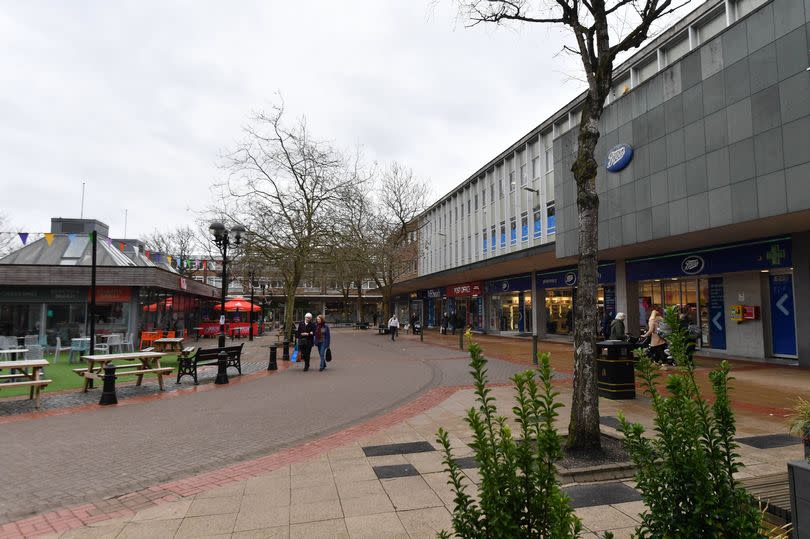 A retailer opening its doors in Solihull's famed shopping quarter has pledged to bring an "unrivalled shopping experience" after customers asked for it. Pictured: Mell Square retail area in Solihull Town Centre. -Credit:Darren Quinton/Birmingham Live