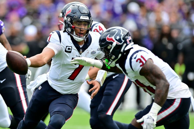 Houston Texans running back Dameon Pierce (R) is a low-end RB2 or flex play if you don't roster a better option. File Photo by David Tulis/UPI