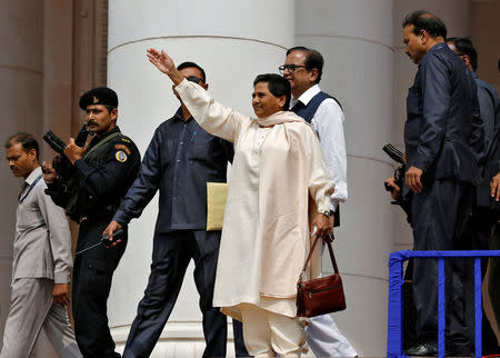 The Bahujan Samaj Party (BSP) chief Mayawati waves to her supporters during an election campaign rally on the occasion of the death anniversary of Kanshi Ram, founder of BSP, in Lucknow, India, October 9, 2016. REUTERS/Pawan Kumar