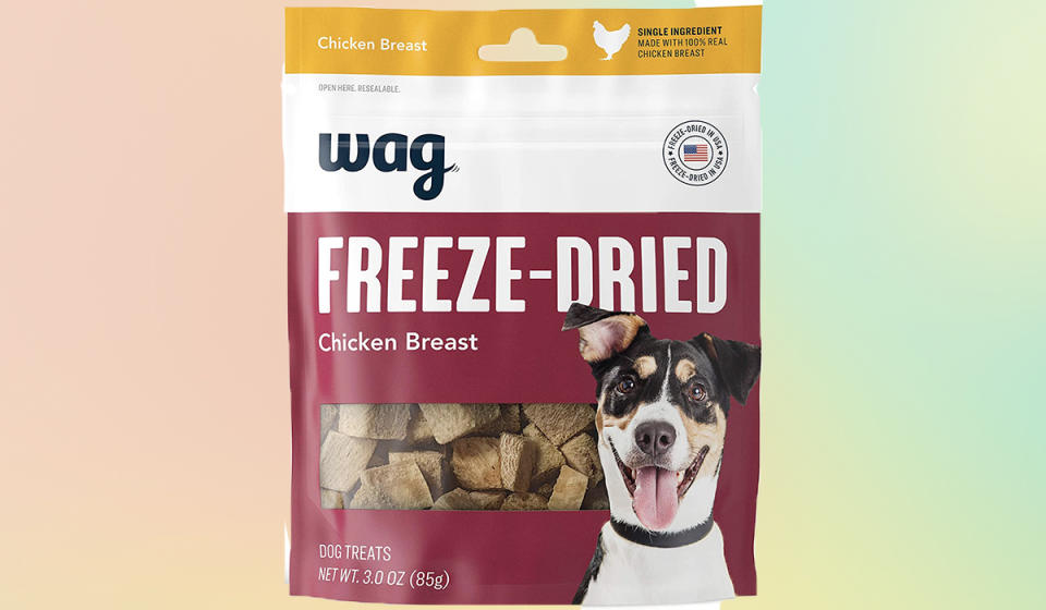 Most mass-produced dog treats are for the birds, but Wag's are pure poultry. Oh, and they're half-price. (Photo: Amazon)