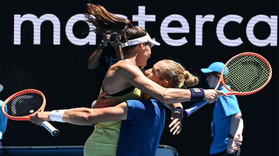 Brazilians win Australian Open mixed doubles title