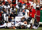 SAN FRANCISCO - OCTOBER 07: Inside linebacker Ray Lewis #52 of the Baltimore Ravens celebrates a defensive stop against the San Francisco 49ers at Monster Park on October 7, 2007 in San Francisco, California. Baltimore won the game 9-7. (Photo by Allen Kee/Getty Images)