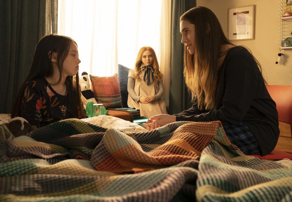 (from left) Cady (Violet McGraw), M3GAN and Gemma (Allison Williams) in M3GAN, directed by Gerard Johnstone. (Universal)