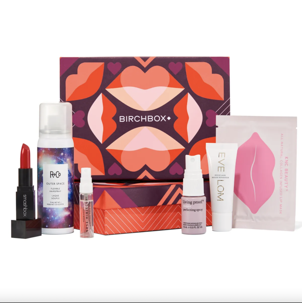 <p><a href="https://go.redirectingat.com?id=74968X1596630&url=https%3A%2F%2Fwww.birchbox.com%2F&sref=https%3A%2F%2Fwww.seventeen.com%2Fbeauty%2Fmakeup-skincare%2Fg41218179%2Fbest-makeup-subscription-boxes%2F" rel="nofollow noopener" target="_blank" data-ylk="slk:Shop Now;elm:context_link;itc:0;sec:content-canvas" class="link ">Shop Now</a></p><p>Subscription Box</p><p>$15.00</p><span class="copyright">Birchbox</span>