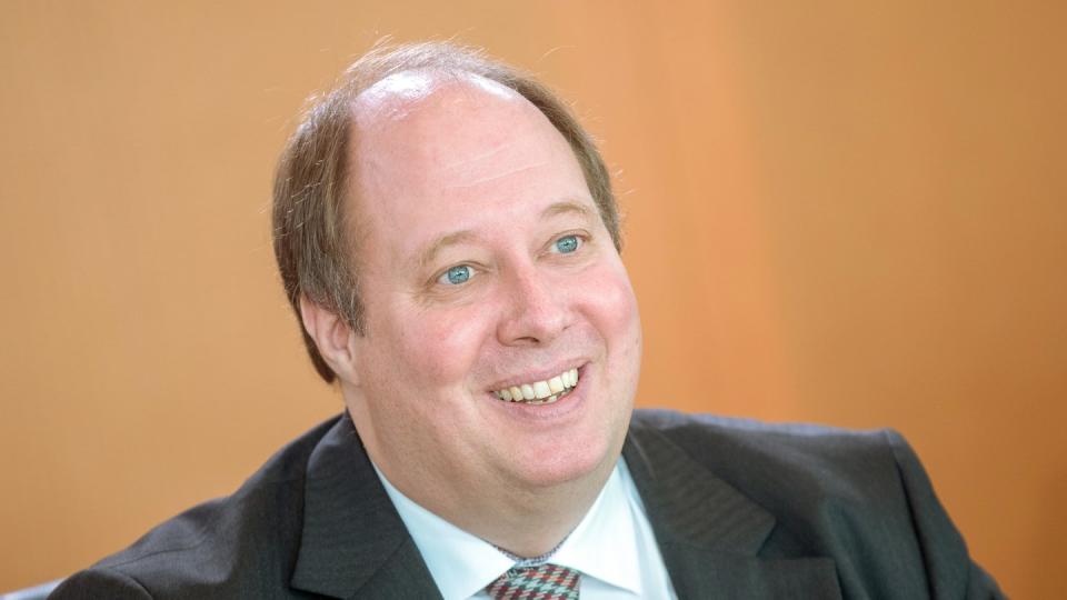 Kanzleramtschef Helge Braun (CDU) hatte eine Video-Schalte mit den Staatskanzlei-Chefs der Bundesländer.