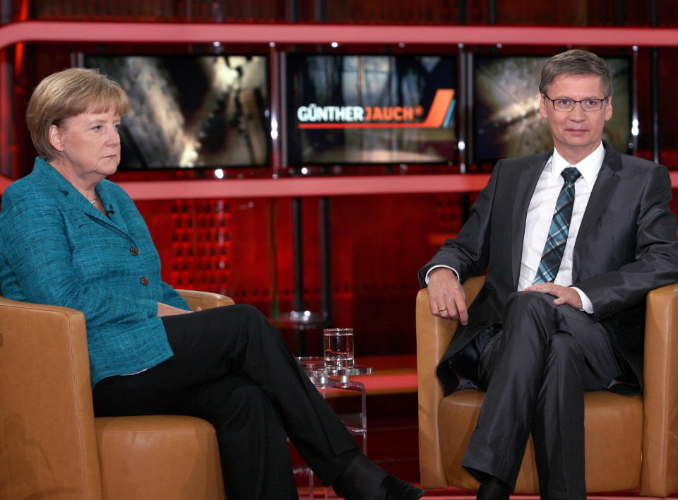 Die ehemalige Bundeskanzlerin Angela Merkel zu Gast in der politischen Talkshow von Günther Jauch im Jahr 2011. - Copyright: picture alliance / dpa | Stephanie Pillick