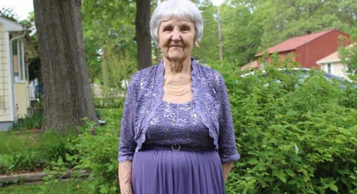 Helen Danis attended her first prom at 97 years old and was made honoray prom queen. (Photo: CNN)