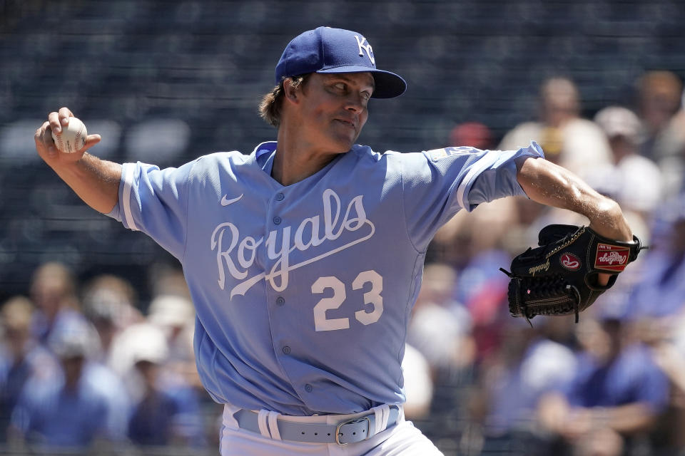 Kansas City Royals starting pitcher Zack Greinke throws during the first inning of a baseball game against the Texas Rangers Wednesday, June 29, 2022, in Kansas City, Mo. (AP Photo/Charlie Riedel)