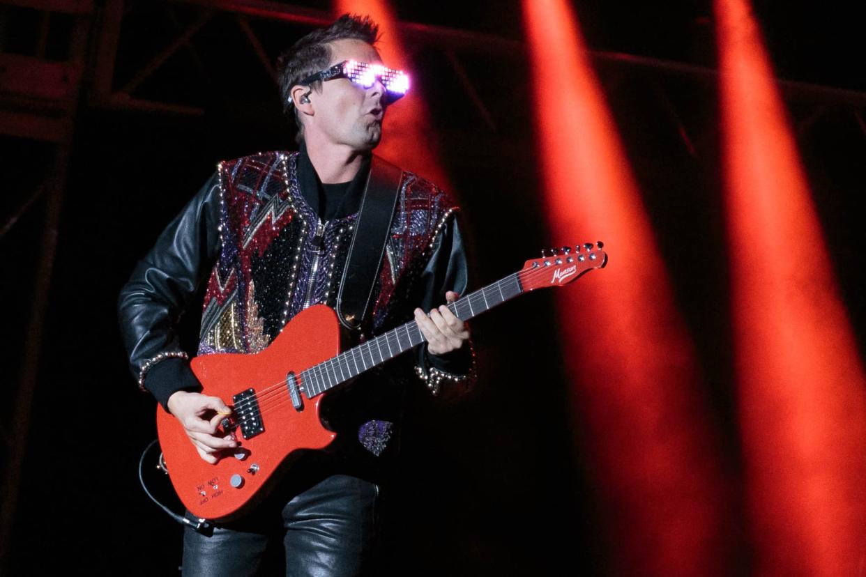 Le chanteur et musicien du groupe Muse Matt Bellamy lors d'un concert à Austin au Texas, le 23 mars 2019. - Suzanne Cordeiro - AFP