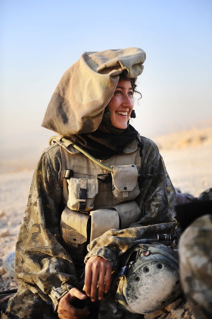 Wearer seen sporting a <em>Mitznefet</em> in 2011 during an exercise. <em>Sgt. Ori Shifrin, IDF Spokesperson's Unit</em><br>