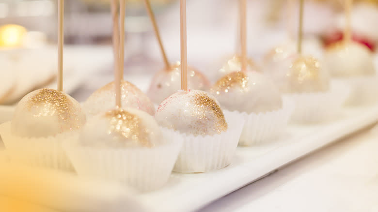 Edible glitter on cake pops