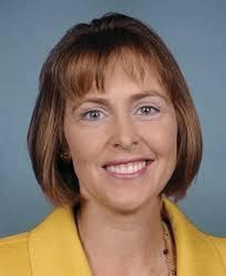 Republicana Kathy Castor