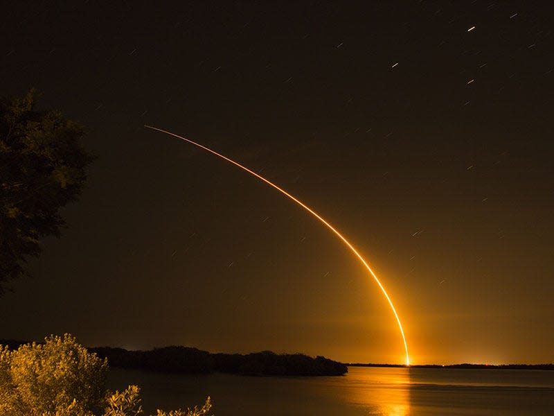 In May 2016, Jesse Paquin captured an amazing photo of the Friday morning launch of a SpaceX Falcon 9 rocket while watching from Rose Bay in Port Orange, Florida.