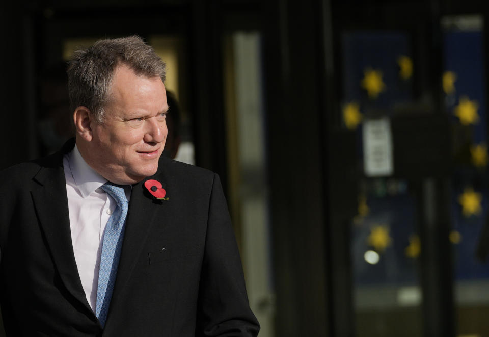 United Kingdom's chief Brexit negotiator David Frost arrives for a media statement at EU headquarters in Brussels, Friday, Nov. 5, 2021. The UK's chief Brexit negotiator David Frost meets his EU counterpart Maros Sefcovic on Friday to discuss outstanding issues regarding trade in Northern Ireland. A fishing row between Britain and France is further complicating issues between the EU and recently departed Britain. (AP Photo/Virginia Mayo)