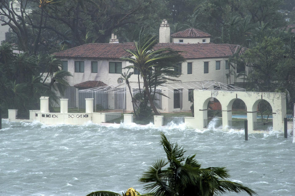 (FOTOS) El paso destructor de Irma por Florida, EEUU