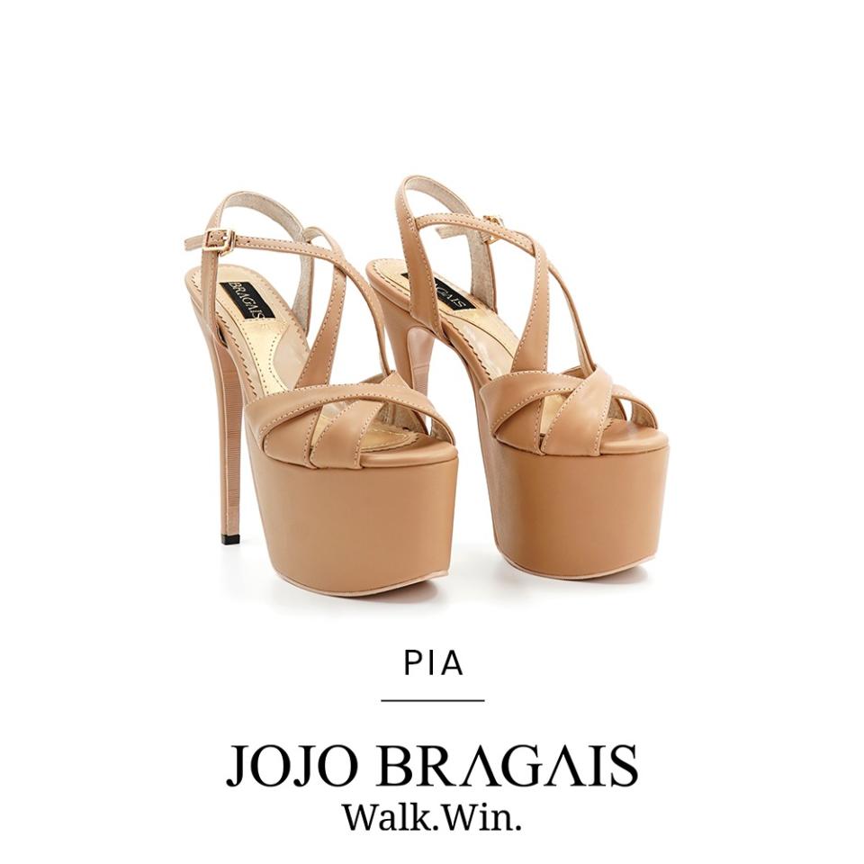 Jojo Bragais, platform sandals, neutral, pageant, Miss Universe 2023.