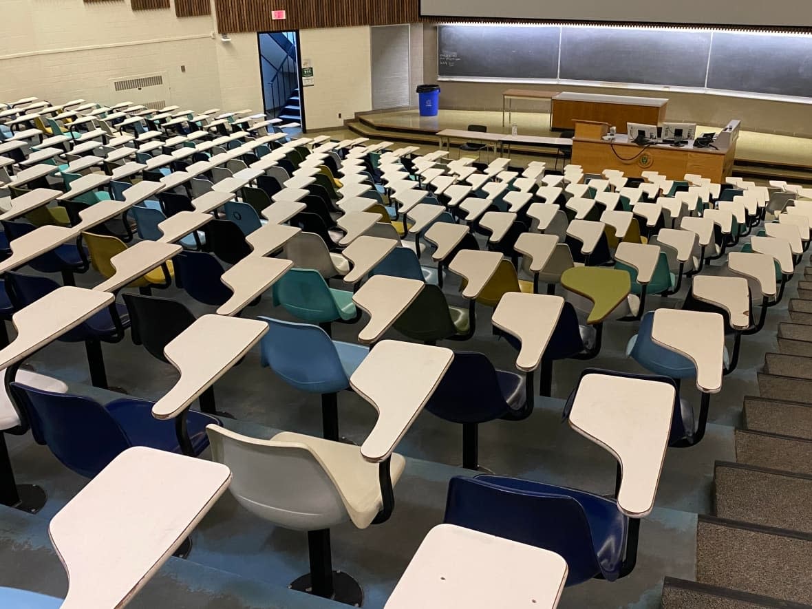 An empty lecture hall at the University of Saskatchewan. (Don Somers/CBC - image credit)