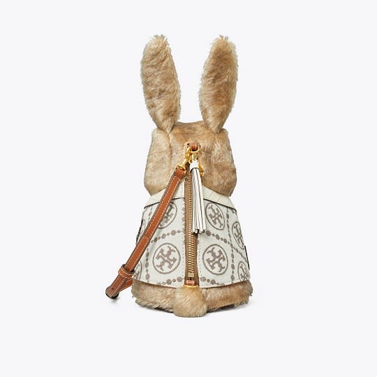 農曆新年2023｜Tory Burch新春大玩Pixelated Rabbit像素兔子主題！毛公仔手袋拿去拜年超可愛