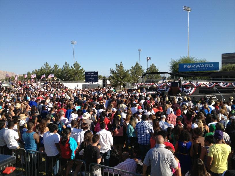 Crowd filling up at Desert Pines High School for Obama rally. #2012 - <a href="https://twitter.com/OKnox" rel="nofollow noopener" target="_blank" data-ylk="slk:@OKnox;elm:context_link;itc:0;sec:content-canvas" class="link ">@OKnox</a>, via Twitter