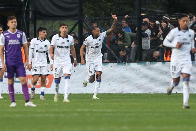 Final del Campeonato de Fútbol Uruguayo en Montevideo, Uruguay