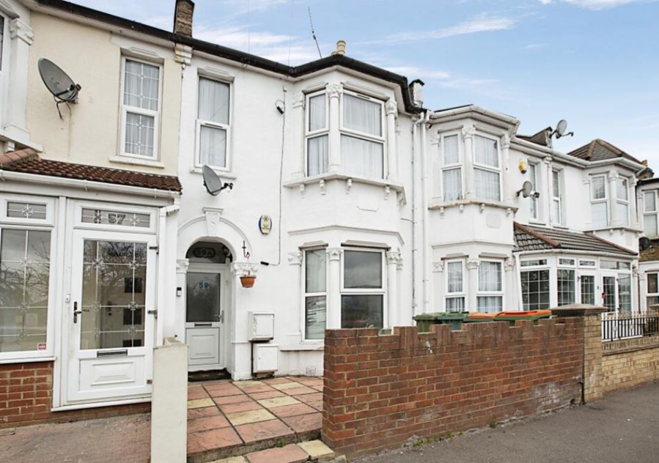 £250,000: a one-bedroom flat currently for sale on Sheridan Road in Manor Park (Rightmove/Bairstow Eves)