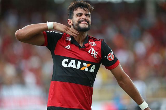Quantos gols o Henrique Dourado fez pelo Flamengo?