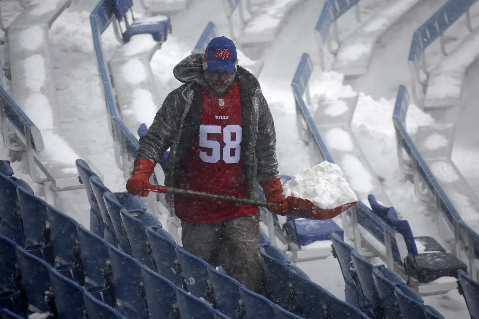 Bills put out call for more snow shovelers to clear Highmark Stadium