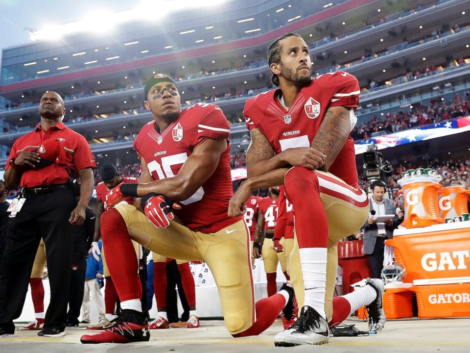 colin kaepernick kneeling