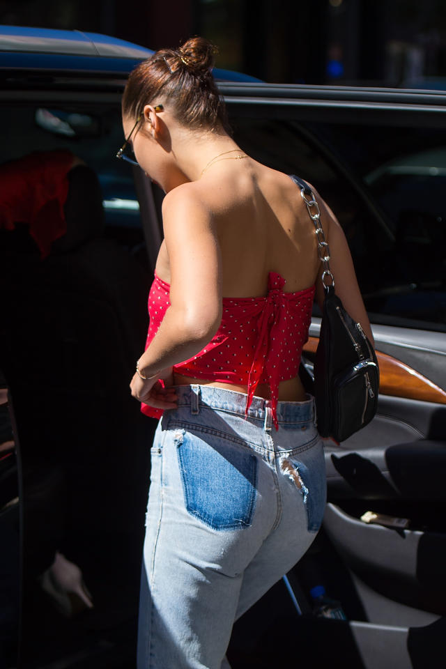 Kendall Jenner Wore a Sheer Blouse Without a Bra - Yahoo Sport