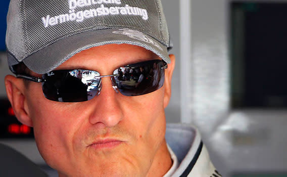 Na Alemanha, Michael Schumacher ficou conhecido como "Kaiser". Mas no Brasil e em outras partes do mundo, com as devidas traduções e adaptações, recebeu o apelido de "Dick Vigarista" por suas trapaças.Foto: Divulgação/Pilotos