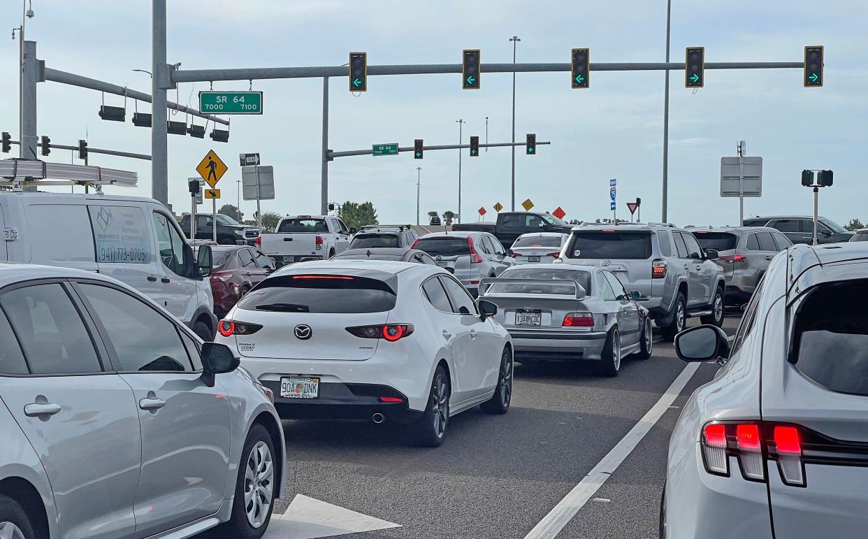 Traffic congestion at the I-75 exit at State Road 64 on July 11, 2023. The traffic volume on many road segments in Manatee and Sarasota counties rose from 2020 to 2022.