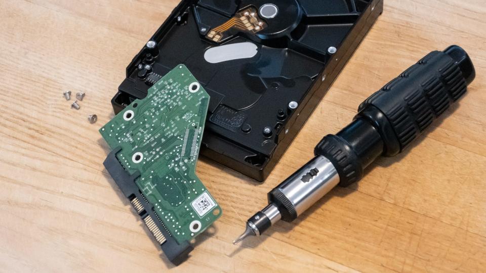 How to destroy a hard drive 3