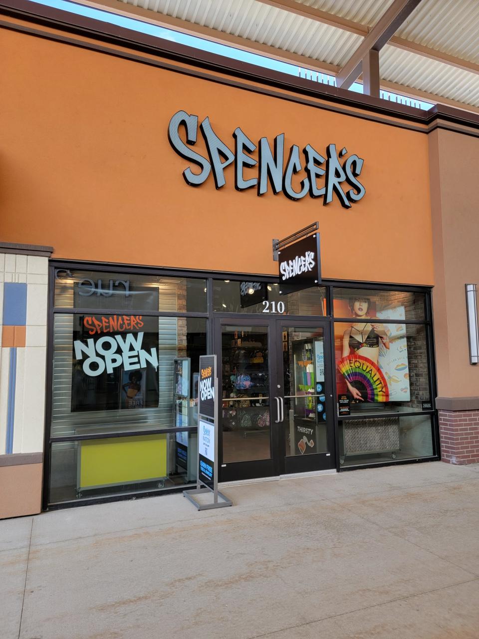 Spencer's Gifts opened a location at the Outlets of Des Moines.