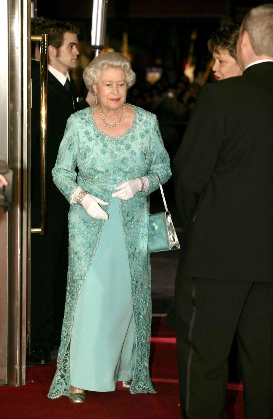 <p>Dolled up in a beautiful pale green gown at the Royal Variety performance in Edinburgh, the Queen proves that style doesn’t stop with age. <i>[Photo: Rex]</i></p>