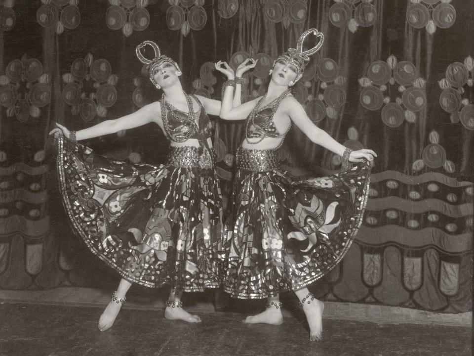 The Dolly Sisters Vaudeville performance entertainment in 1920s