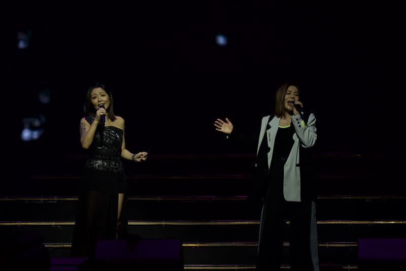 《H³ RIZZ UP 演唱會》江美琪與林曉培合唱〈上帝的幫助〉。（圖／客委會提供）
