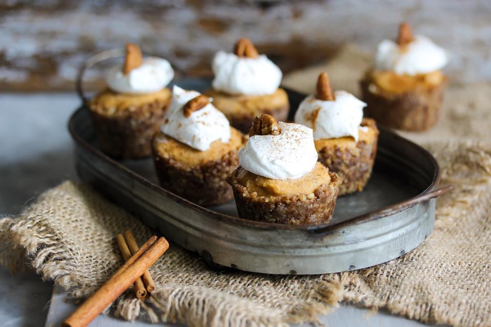 Vegan Mini Pumpkin Spice Bites